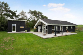 Cozy House By Vrinners Strand,